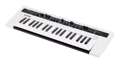 Yamaha Reface CS