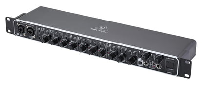 Behringer UMC1820