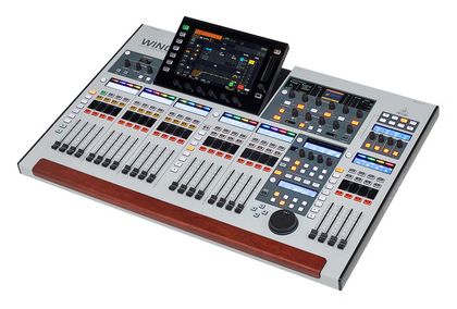 Behringer WING bei Thomann