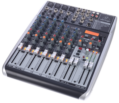 Behringer Xenyx QX1204USB