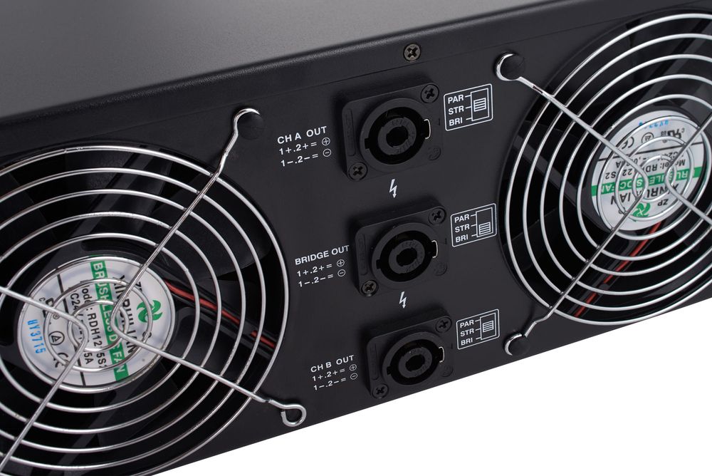 the t.amp Proline 3000 Endstufe