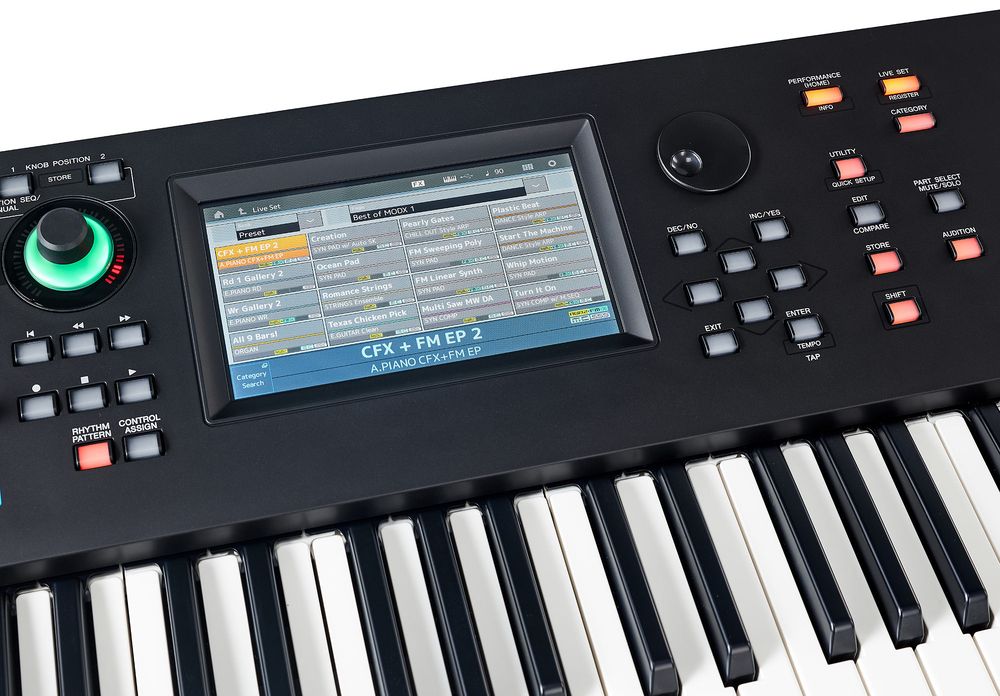 Yamaha MODX6: