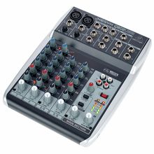 Behringer Xenyx Q802USB