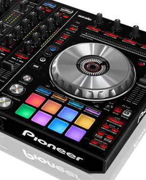 DJ Controllers DJ Controllers
