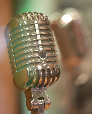 Dynamic Microphones Dynamic Microphones