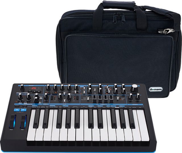 Novation Bass Station II Bag Bundle