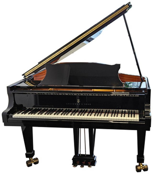 Steinway & Sons B-211