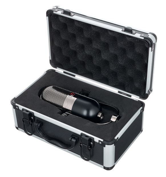 CR77 – Vue 11 | Fluxlab