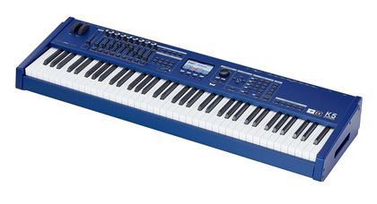 The 3 Best 76-Key Digital Pianos (Stage & Non-Stage) - 2024 Update