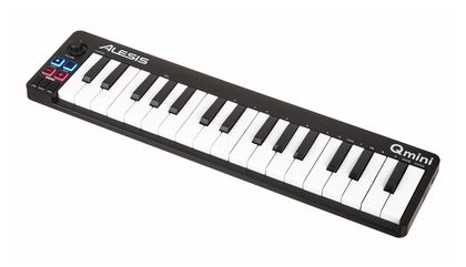 Top 6 Best 32 Key MIDI Keyboards 2023 On Any Budget