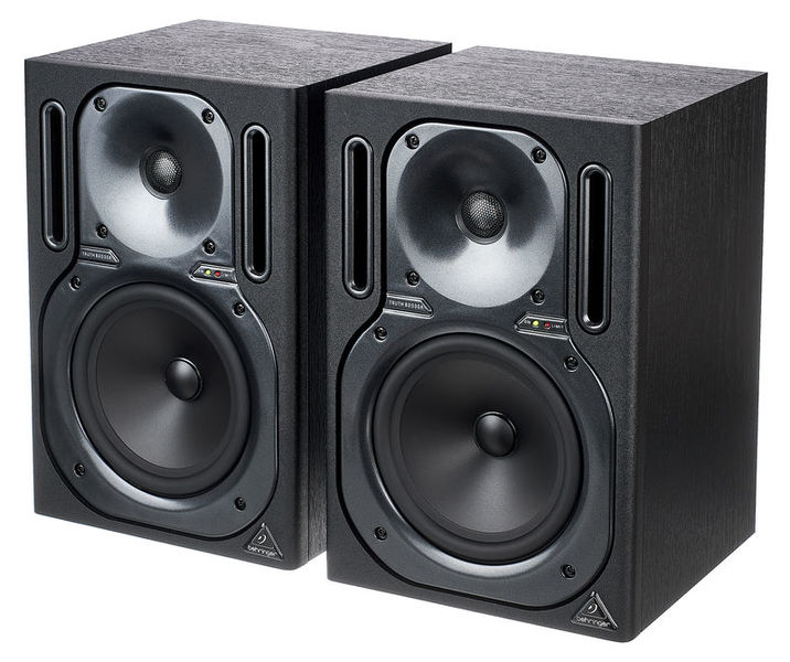 Behringer B2030A Truth