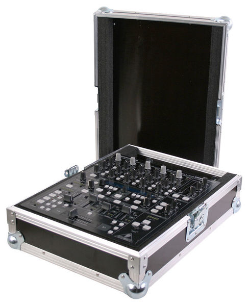 Behringer DDM 4000 Bundle II