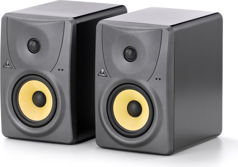 Behringer B1030A