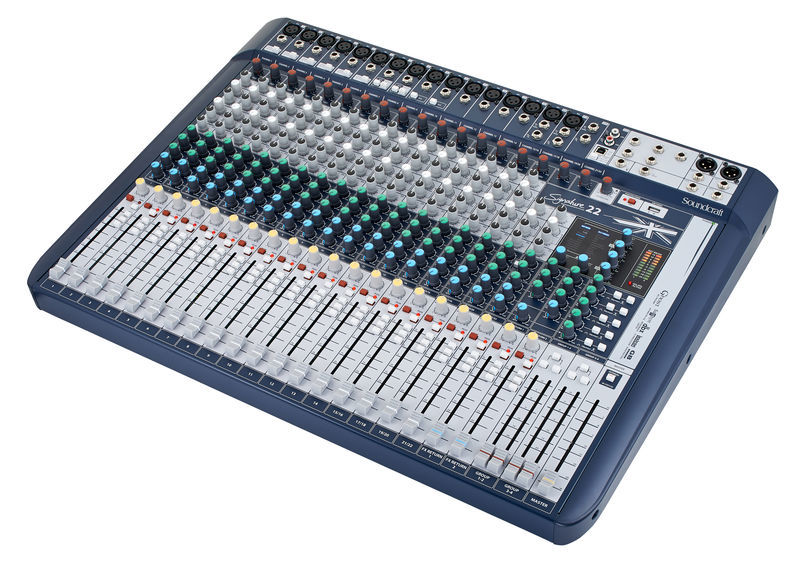 Soundcraft Signature 22
