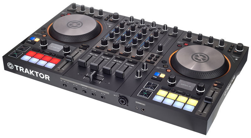 traktor dj s4