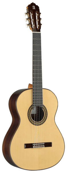 Alhambra 7P A incl.Gig Bag