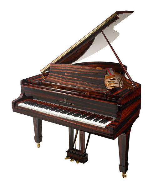 Steinway & Sons O-180 Makassar