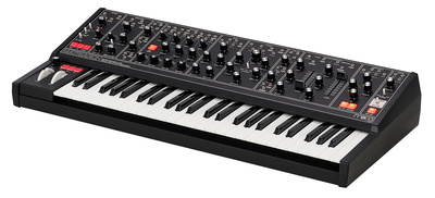 Moog Matriarch Dark