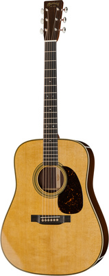 Martin Guitars HD28