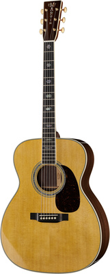 Martin Guitars J40