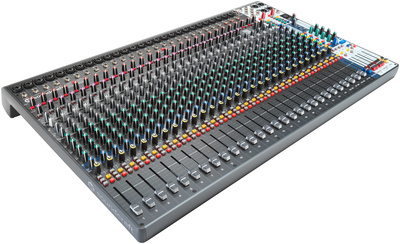 Soundcraft Signature Plus 32