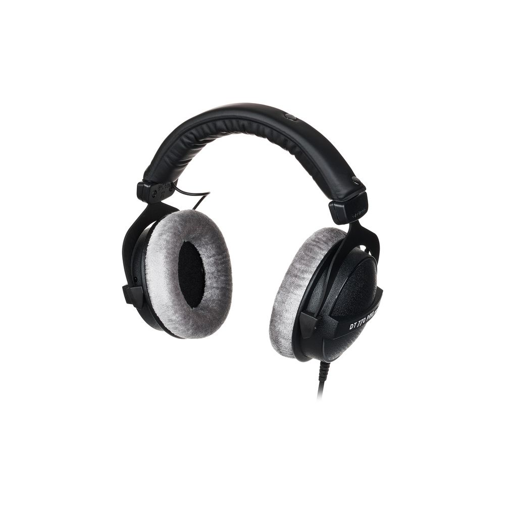 DT 770