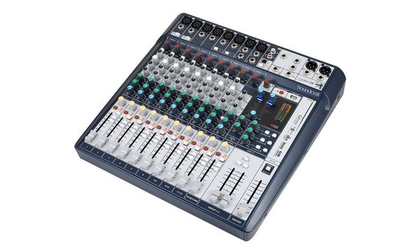 Soundcraft Signature 12