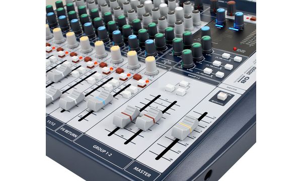 Soundcraft Signature 12