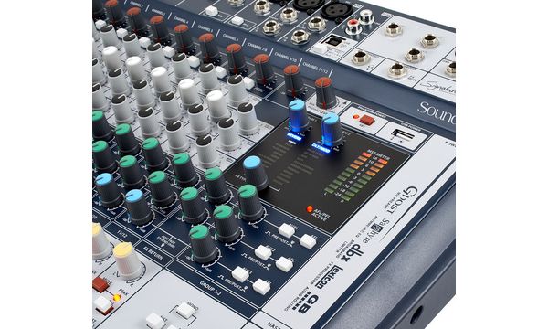 Soundcraft Signature 12