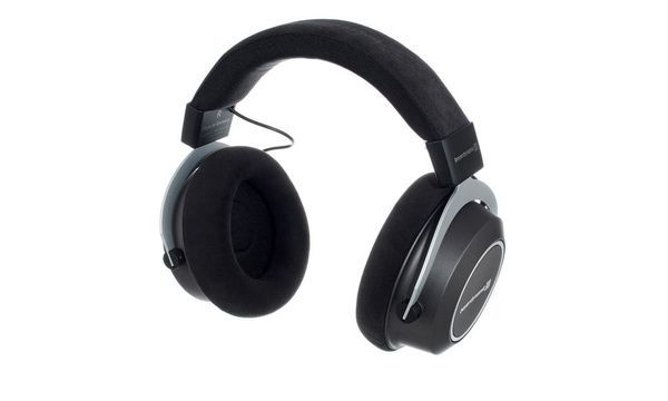 beyerdynamic amiron wireless headphones