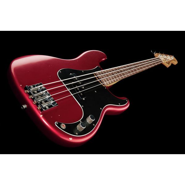 Fender Nate Mendel P Bass