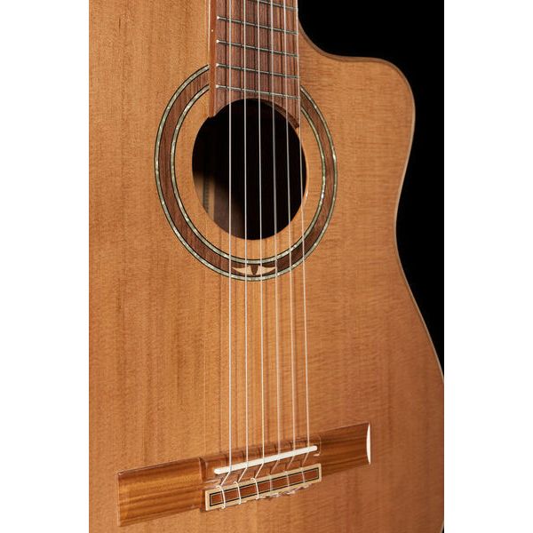 Guitare classique Ortega RCE159SN-NT | Test, Avis & Comparatif