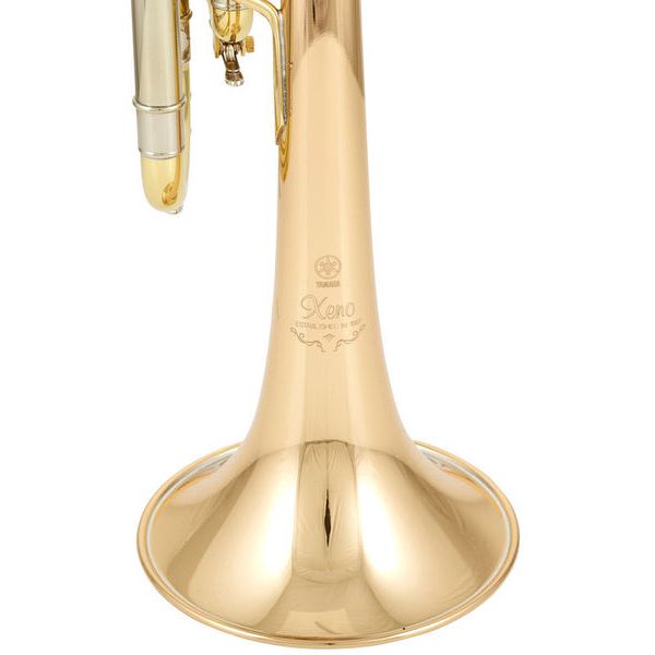 Yamaha YTR-8335G 04 Trumpet