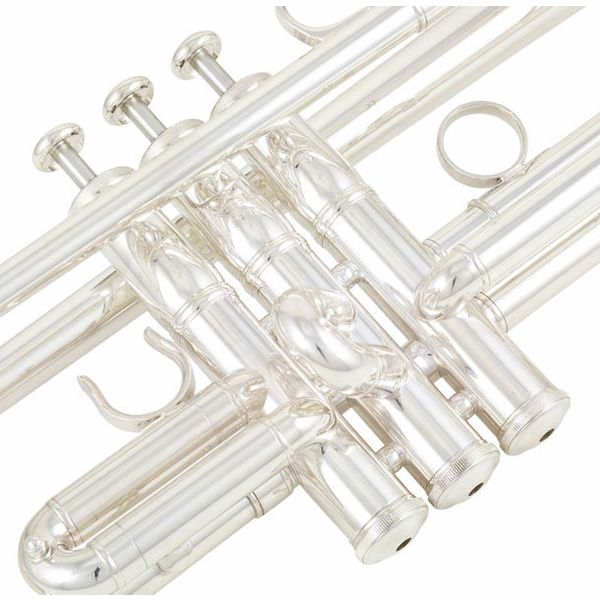 Yamaha YTR-8335GS 04 Trumpet