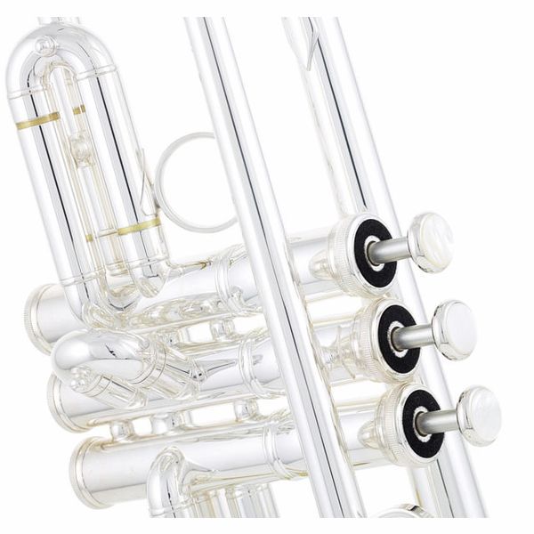 Yamaha YTR-8335RGS 04 Trumpet