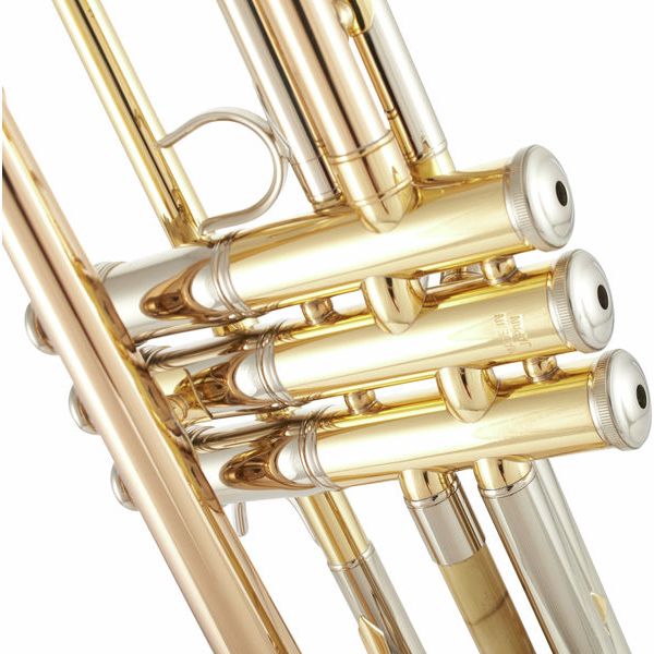 Yamaha YTR-8345G 04 Trumpet