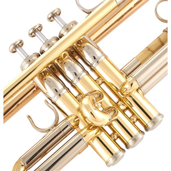 Yamaha YTR-8345G 04 Trumpet