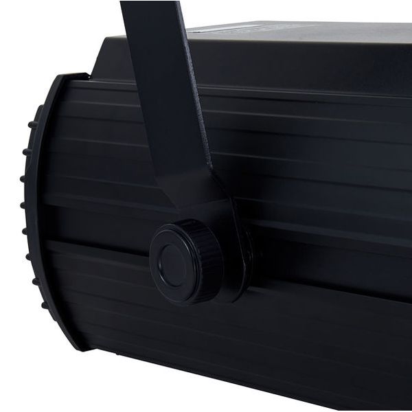 Eurolite LED THA-100F COB 3200K
