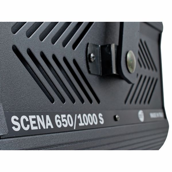 DTS Scena 650/1000 MK2 FR Fresnel