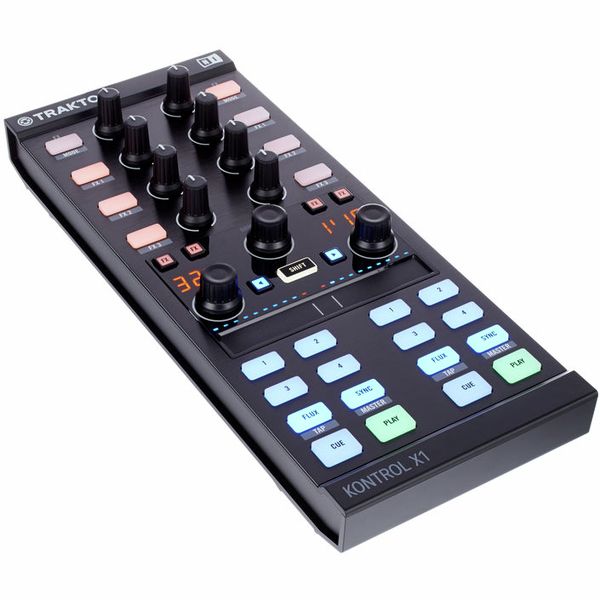 TRAKTOR - DJ コントローラー セット Z1、X1、F1 ケース、ケーブル 