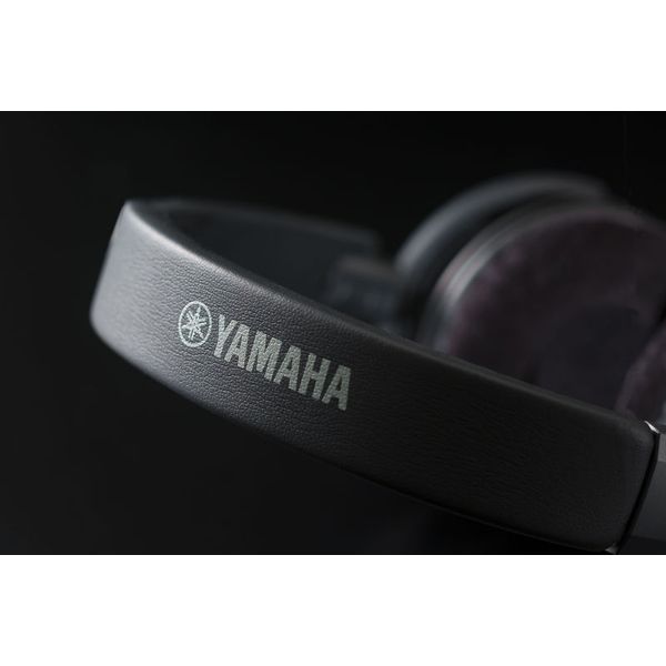 Yamaha HPH-150B
