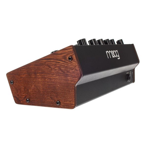 Moog Mother-32