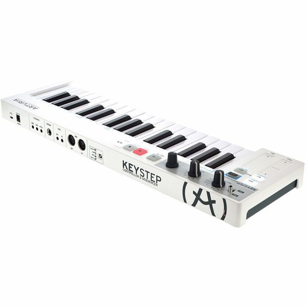 Arturia KEYSTEP Portable Keyboard Sequencer with Axcessables Dual Midi Cables and Polishing Cloth 