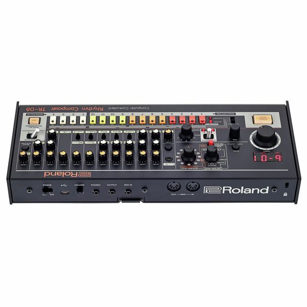 Roland TR-08