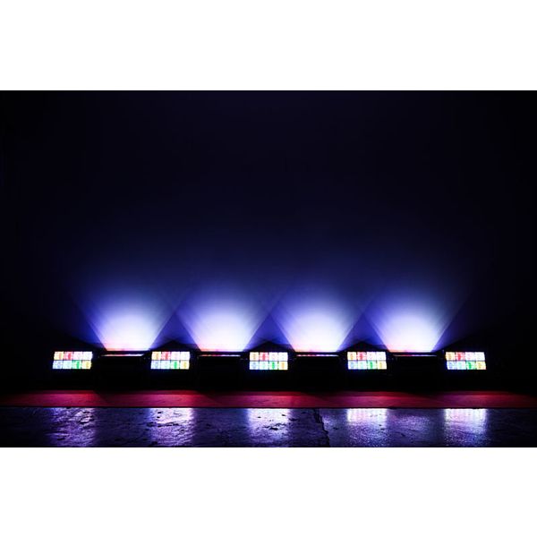 Ignition Xo8 LED FX Strobe IP65 800W