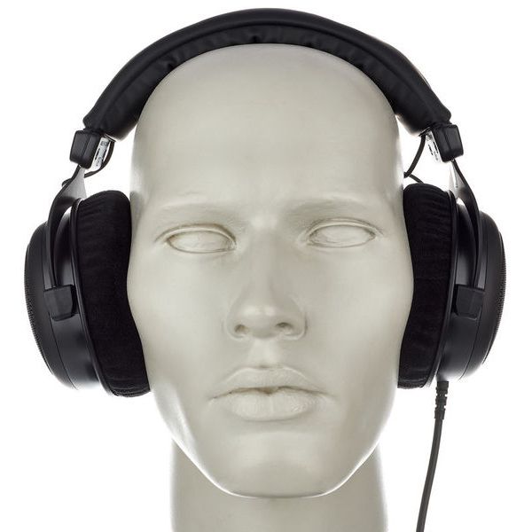 beyerdynamic DT-880 Pro Black Edition