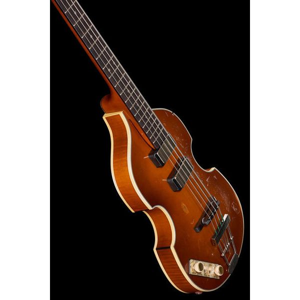 fender violin bass