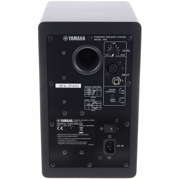 Yamaha HS 5 Desktop Stand Bundle