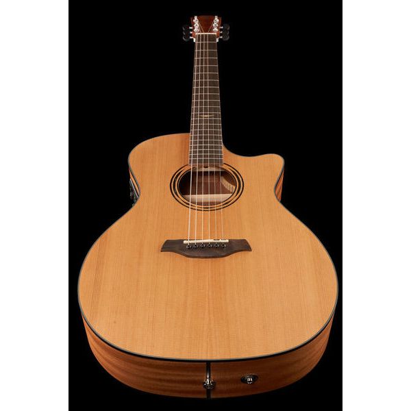 baton rouge guitar ar11c