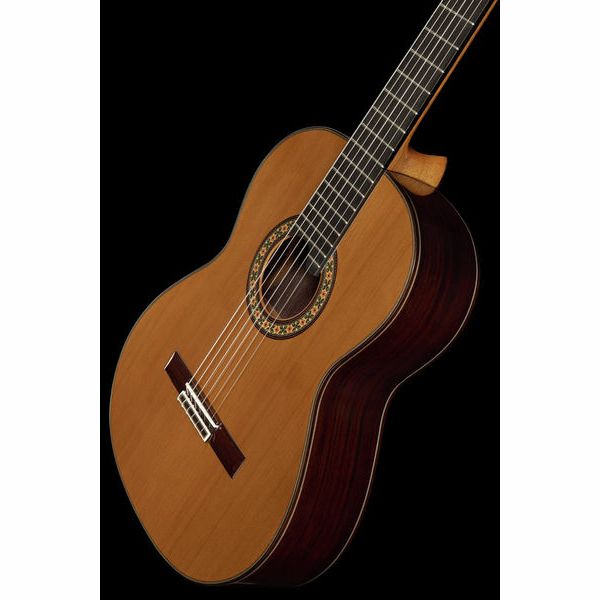 Guitare classique Alhambra 10 Premier w/Case | Test, Avis & Comparatif
